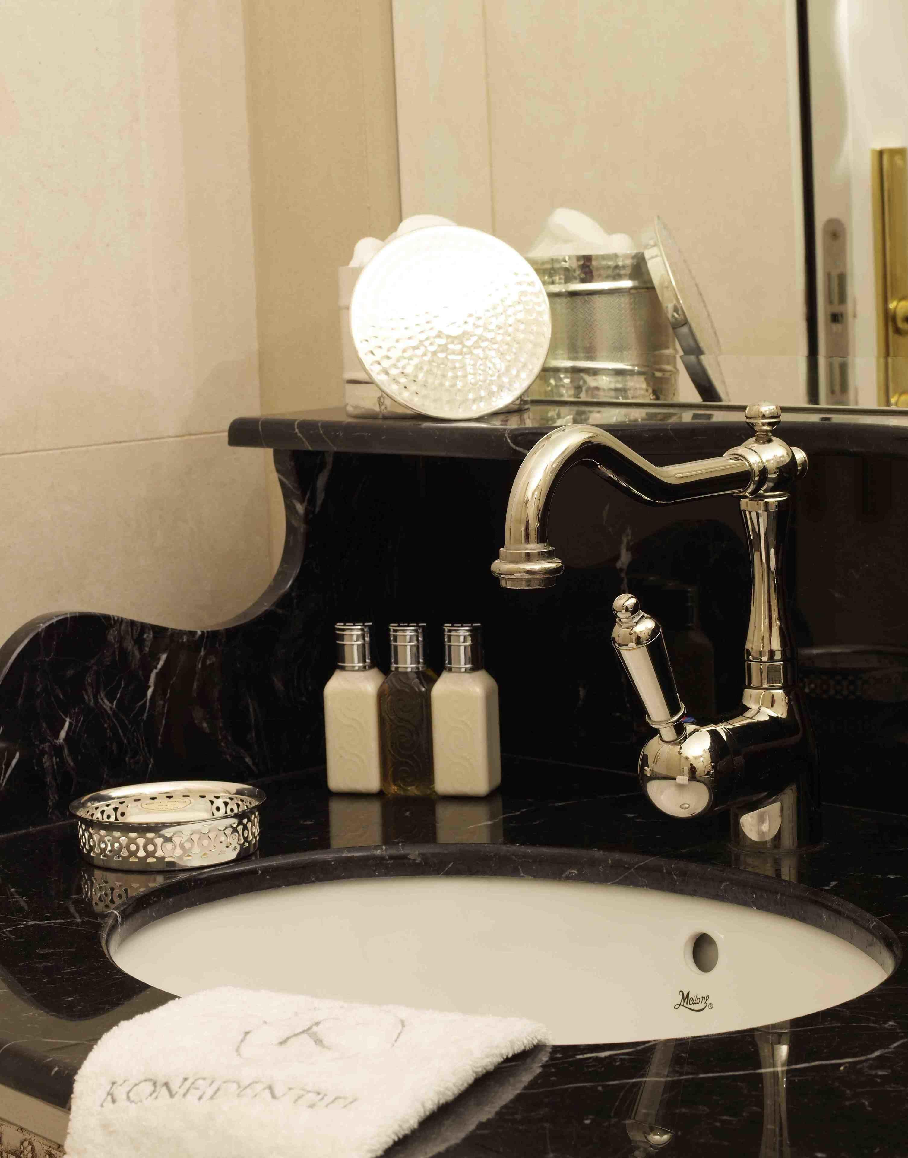 Hotel Boutique Konfidentiel 4*