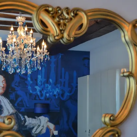 Boutique Konfidentiel 4* Parigi